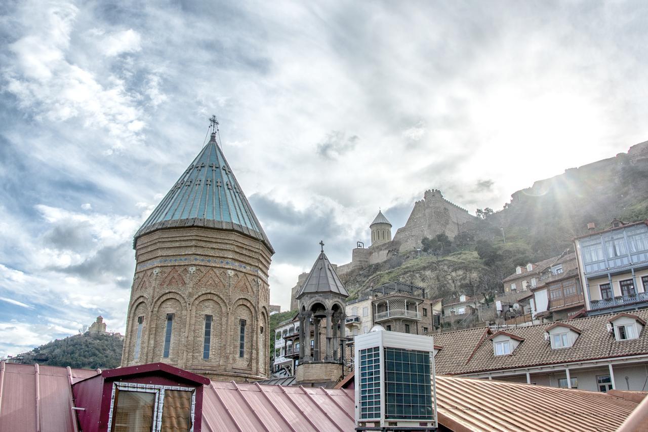 Отель Maison Тбилиси Экстерьер фото